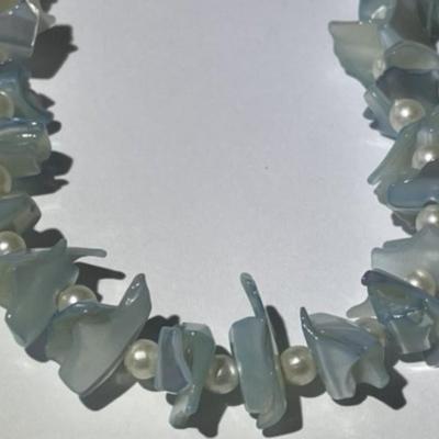 VINTAGE 46" Fashion Sky Blue Color Shell & Pearl Necklace in VG Preowned Condition.
