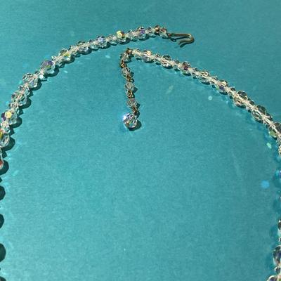 Vintage Fashion Crystal Graduated Necklace 20-22" Adjustable in VG Preowned Condition as Pictured.