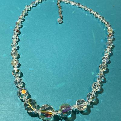 Vintage Fashion Crystal Graduated Necklace 20-22" Adjustable in VG Preowned Condition as Pictured.