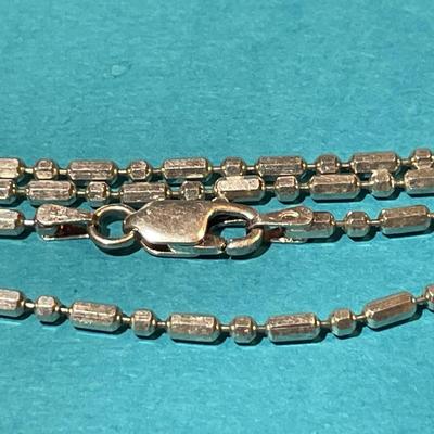 Vintage Super Long 100 Inch Sterling Silver MILOR Sparkly Ball & Rice Chain Necklace in Good Preowned Condition.
