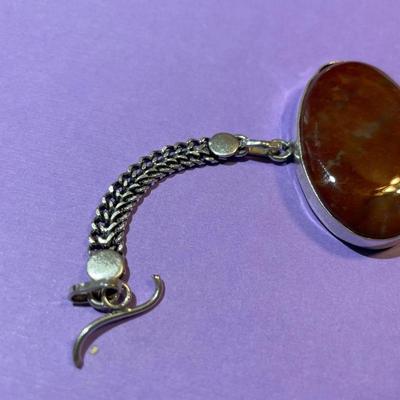 Vintage Nicely Made Carnelian Fashion Sterling Silver Bracelet in Good Preowned Condition.