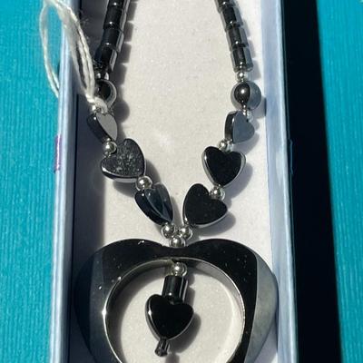 Vintage HEMATITE 17" Fashion Heart Necklace in VG Preowned Condition.