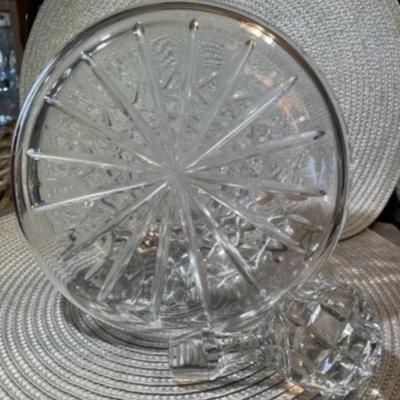 Vintage Mid-Century Leaded Glass Decanter 10.5" Tall with Matching Stopper in VG Preowned Condition.