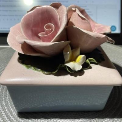 Vintage Mid-Century Capodimonte Floral Trinket Box 5" x 5" in Good Preowned Condition as Pic'd.