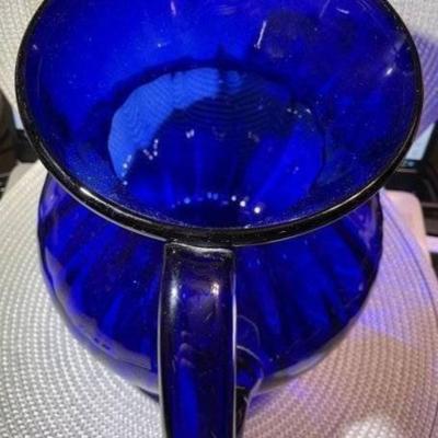 Vintage Large Hand-Blown Cobalt Blue Swirl Art Glass Pitcher 9" Tall Gallon Size in VG Preowned Condition.