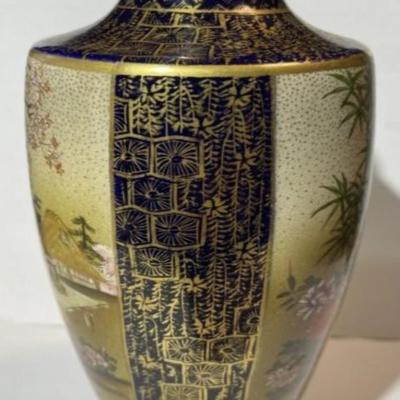 Scarce Japanese Cobalt-Ground Meiji Period (1868-1912) Satsuma Signed Base Vase w/2 Panels 7" Tall in VG Preowned Condition.