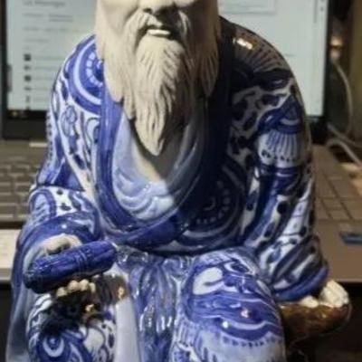 Vintage Japanese Kutani Porcelain Old Mud Man Scholar Figurine Blue & White in Very Good Preowned Condition. 11.5" Tall.