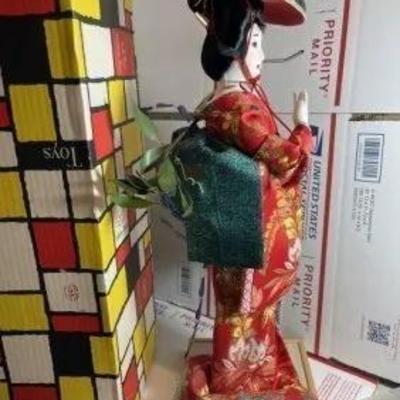 Vintage Scarce Yoshitoku Japanese Doll 18" Tall, Bought in Tokyo in c1980 w/Original Box in VG Condition.