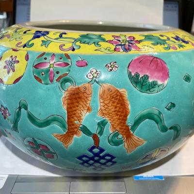 Antique Early Famille Rose Fish Bowl 11" Diameter & 6" Tall in VG Preowned Condition from an Estate.