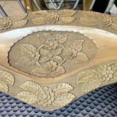 Vintage Mid-Century Carved Wooden Flower Table Decor 12.5" x 27" in Good Preowned Condition.
