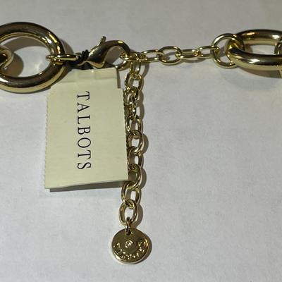 Vintage TALBOTS New Never Worn Adjustable Gold-tone Faux Pearl Heavy Necklace as Pictured.