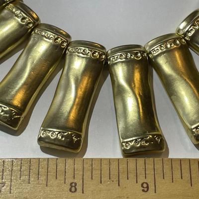 Heavy Preowned Gold-tone Adjustable Fashion Necklace in Good Condition as Pictured.