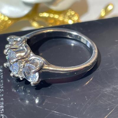 Vintage Lot of Miscellaneous Fashion Jewelry Pieces as Pictured in Good Preowned Condition.