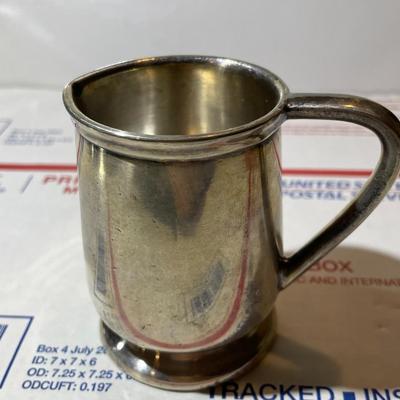 Vintage Reed & Barton Creamer 4S10, Silver Soldered, 4oz, 3" Tall in Good Preowned Condition.