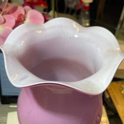 Vintage Mid-Century Modern Italian Stelvia Opalina Hand Blown Art Glass Vase 12.75" Tall in Good Condition as Pic'd.