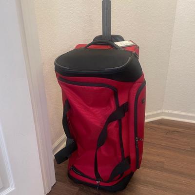 Lot 3. Victorinox Wheeled Duffle Bag