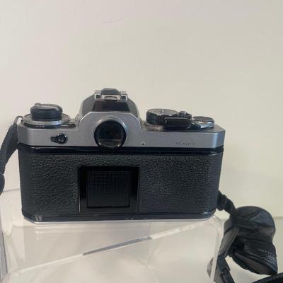 Lot 16. Nikon Camera