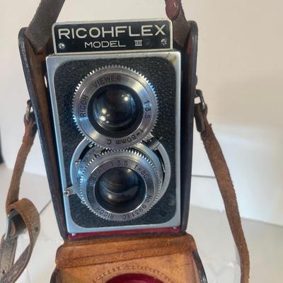 Lot 20. Vintage RicohFlex Camera