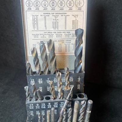 Lot 28. Craftsman Automatic Drill Index with Bits