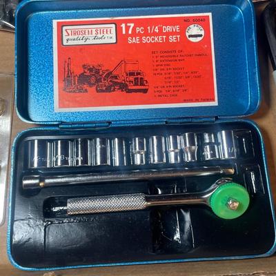 Lot 33. Nifty Tool Collection