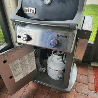 Weber grill and tank
