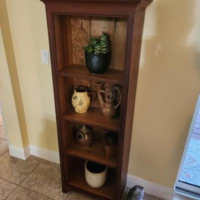Shelf and items