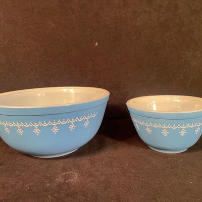 Lot 98. Two Pyrex Bowls