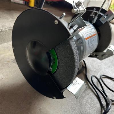 8" BENCH GRINDER W/LIGHT