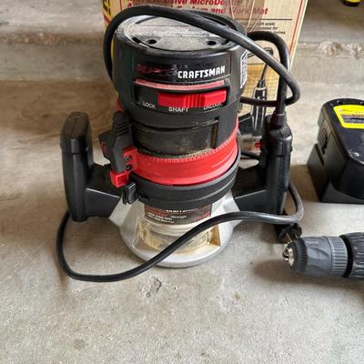 CRAFTSMAN ROUTER AND CORDLESS DRILL