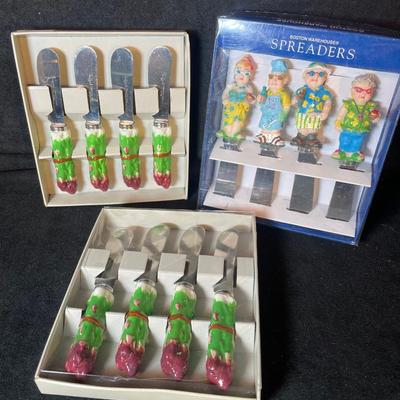 Lot 112 Decorative Spreaders