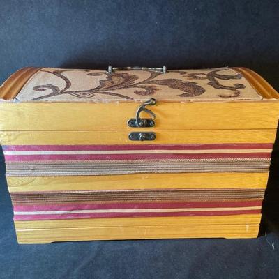 Lot 116. Decorative Wood Box