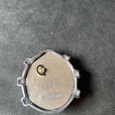 Lot 119. Trinkets