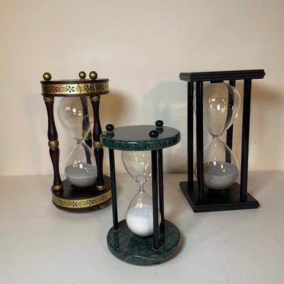 Lot 132 Three Hourglasses