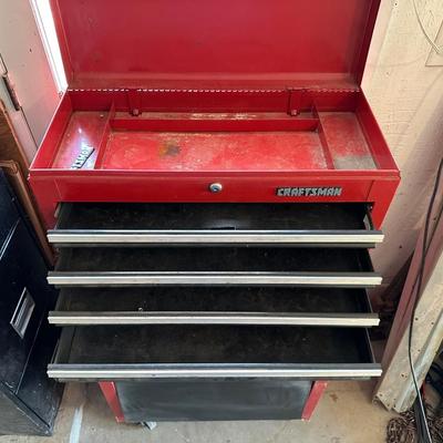2 PIECE CRAFTSMAN TOOL CHEST ON CASTERS