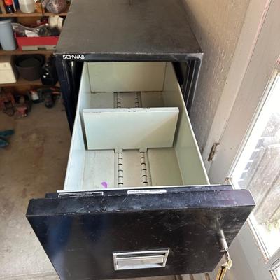4 DRAWER LOCKING FILING CABINET