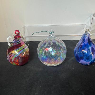 Lot 138 Three Blown Glass Ornaments
