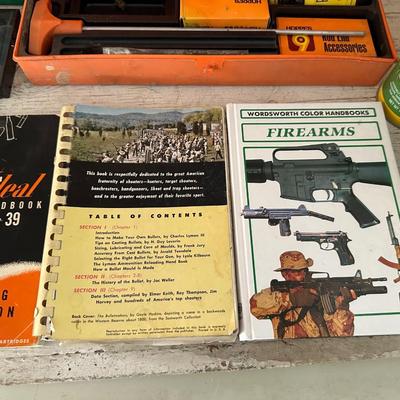 RELOADING EQUIPMENT AND BOOKS, MAGAZINES & GUN CLEANING KIT