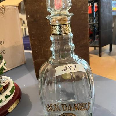 Jack Daniel's Old No 7 Bottle