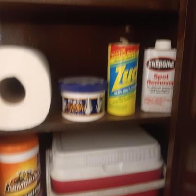 HOUSEHOLD CLEANING SUPPLIES