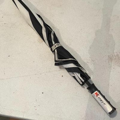 Knight Black/White Umbrella