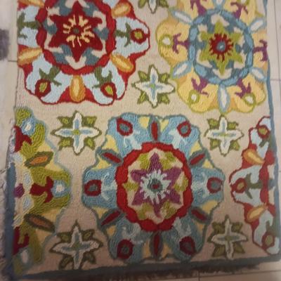HAND TUFTED WOOL RUG AND LATCH HOOK RUG