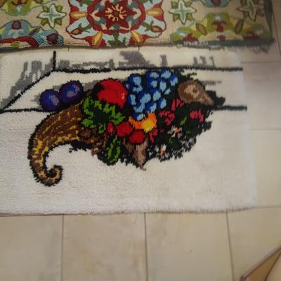 HAND TUFTED WOOL RUG AND LATCH HOOK RUG