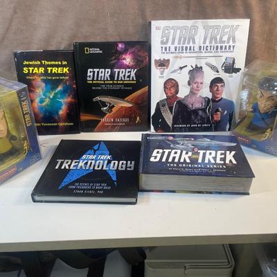 Lot 39.5. Star Trek Books & Speakers