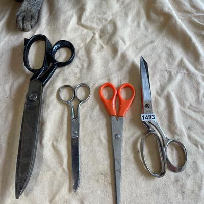 Scissors