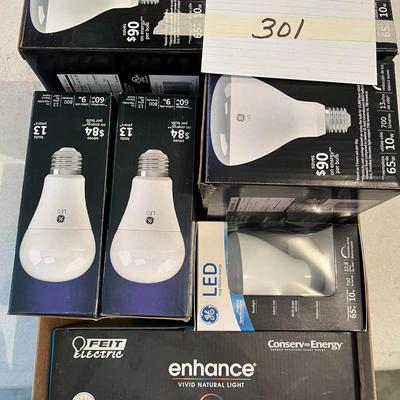 Box Of Assorted Lightbulbs - GE, Feit Electric