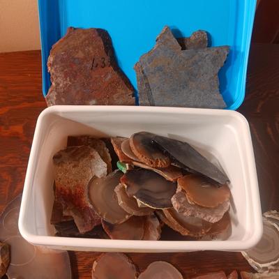 SLICED AGATES AND GEODES