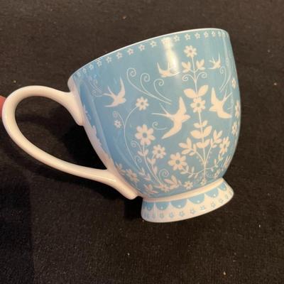"Cherish Yesterday, Dream Of Tomorrow, Live For Today" Portobello By Inspire - Bone China Designed In England Cup