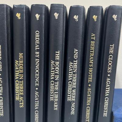AGATHA CHRISTIE Mystery Collection Lot of 17