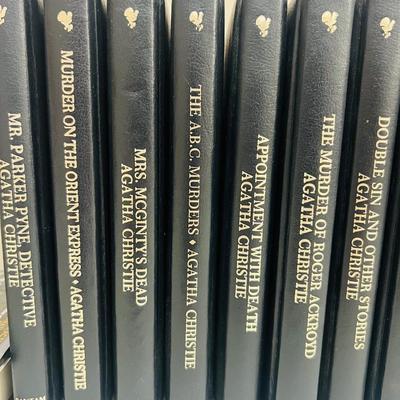 AGATHA CHRISTIE Mystery Collection Lot of 17