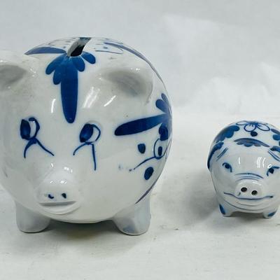 Delpft Blue & White Pigs Piggies, Piggy Bank Ceramic
